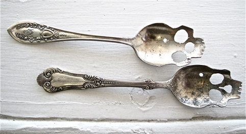 silver skull spoon pinky diablo